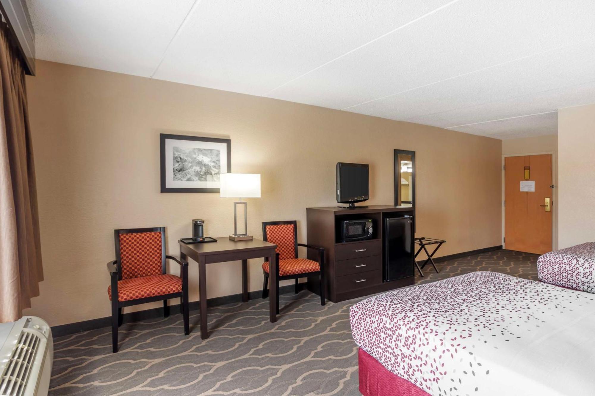 Best Western Inn At Blakeslee-Pocono Kültér fotó