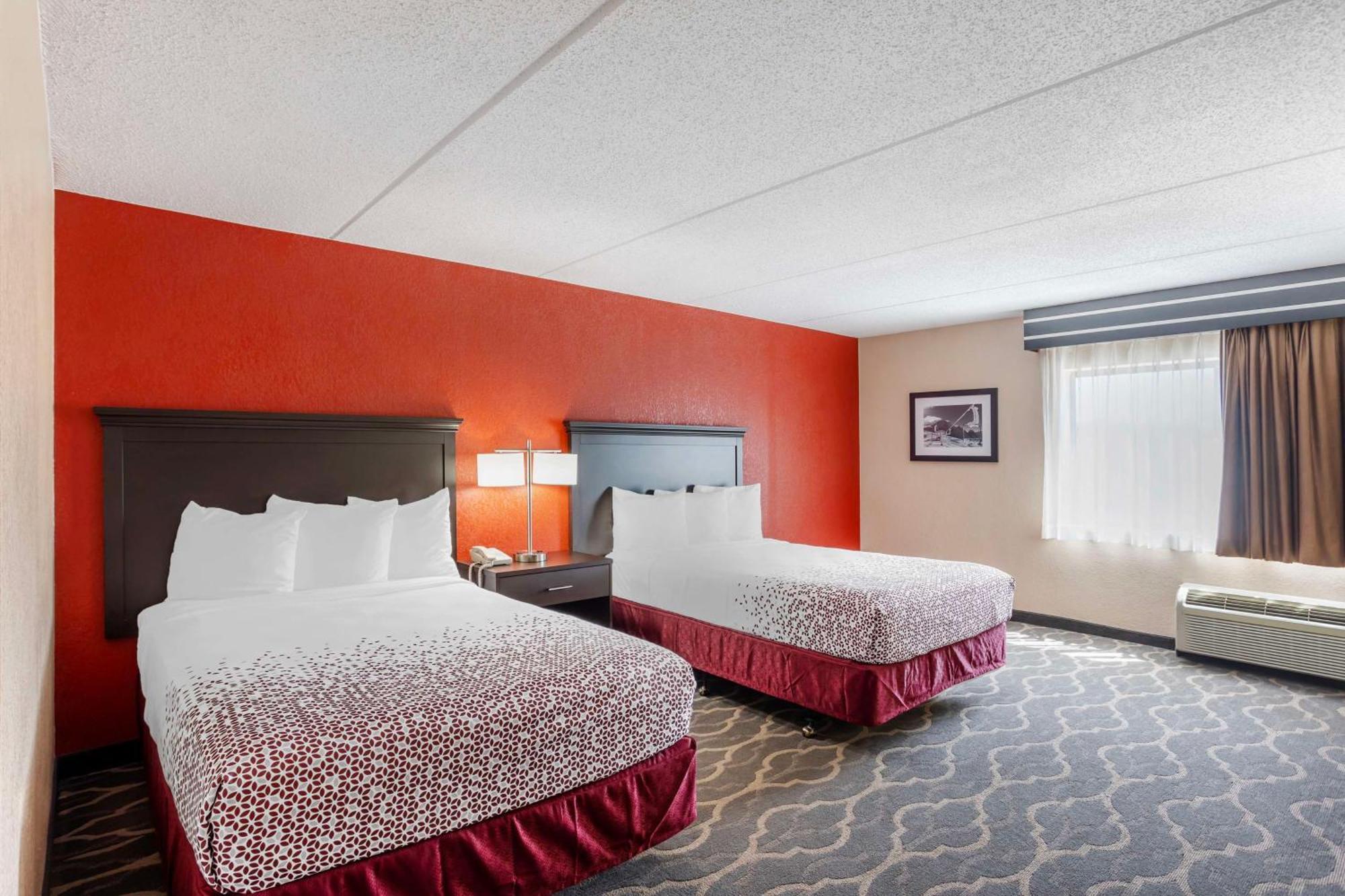 Best Western Inn At Blakeslee-Pocono Kültér fotó