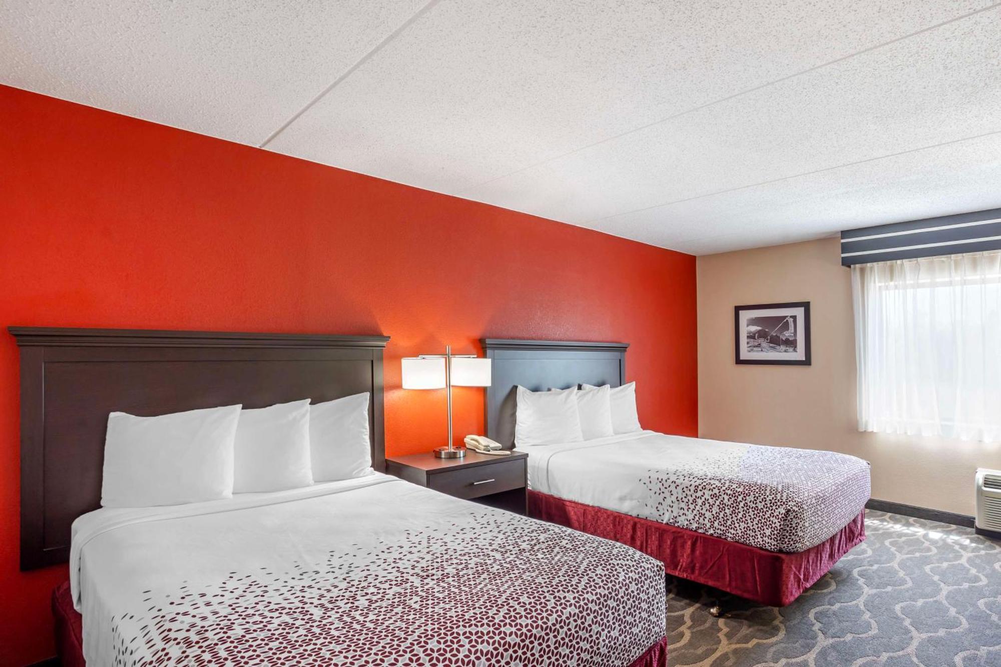 Best Western Inn At Blakeslee-Pocono Kültér fotó