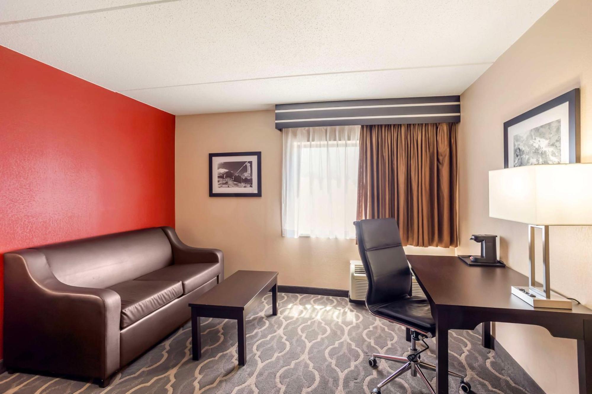 Best Western Inn At Blakeslee-Pocono Kültér fotó
